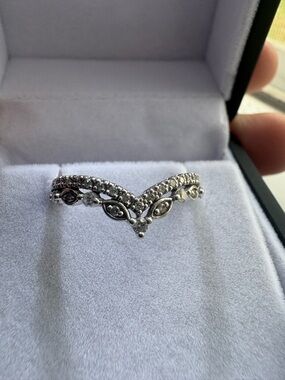 10kt white gold 1/4 carat diamond ring